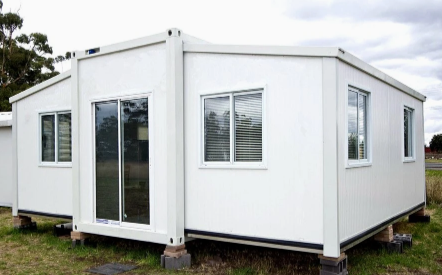 Prefabricated Expandable Container House